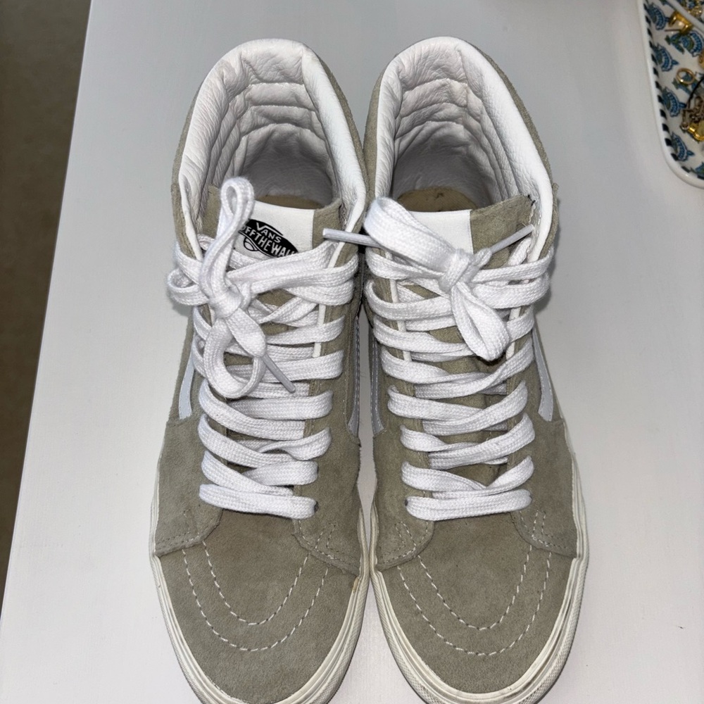 Vans High-Top Sneakers in Gray and White